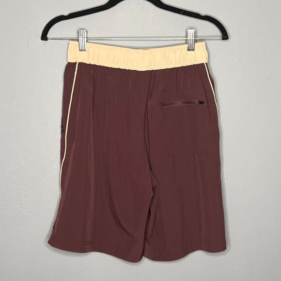 LEGEND | Training Short - Picture 2 of 2